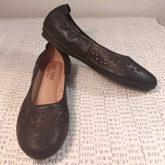 Josef Seibel women's 'Pippa' black leather laser cut ballet flats shoes sz 39 EU - Picture 1 of 13
